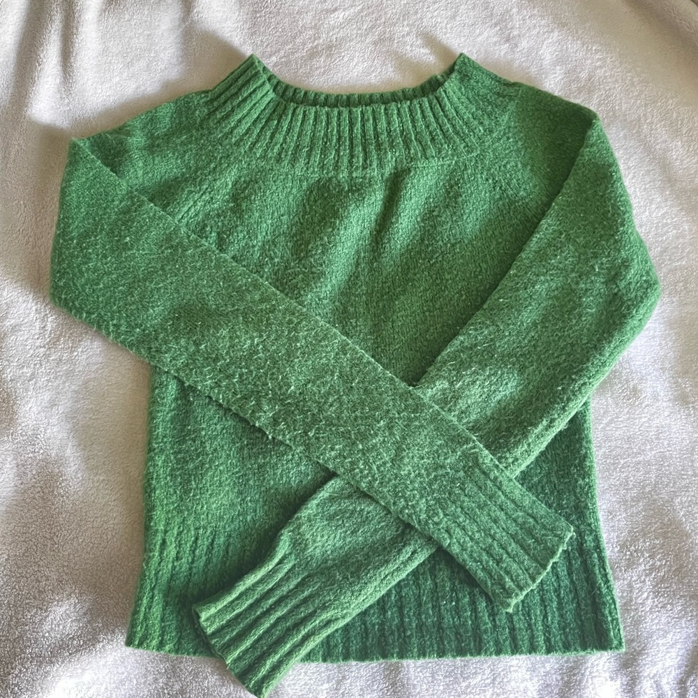 Green fitted long sleeve